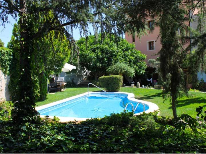 Hostal La Savina Cervera  Exterior photo